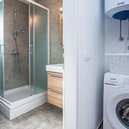 Pejakovic 1 By Interhome Apartmán